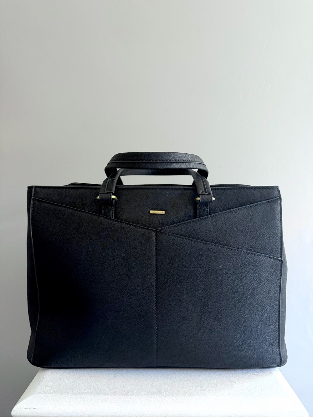 Faux Leather Tote Lunchbox